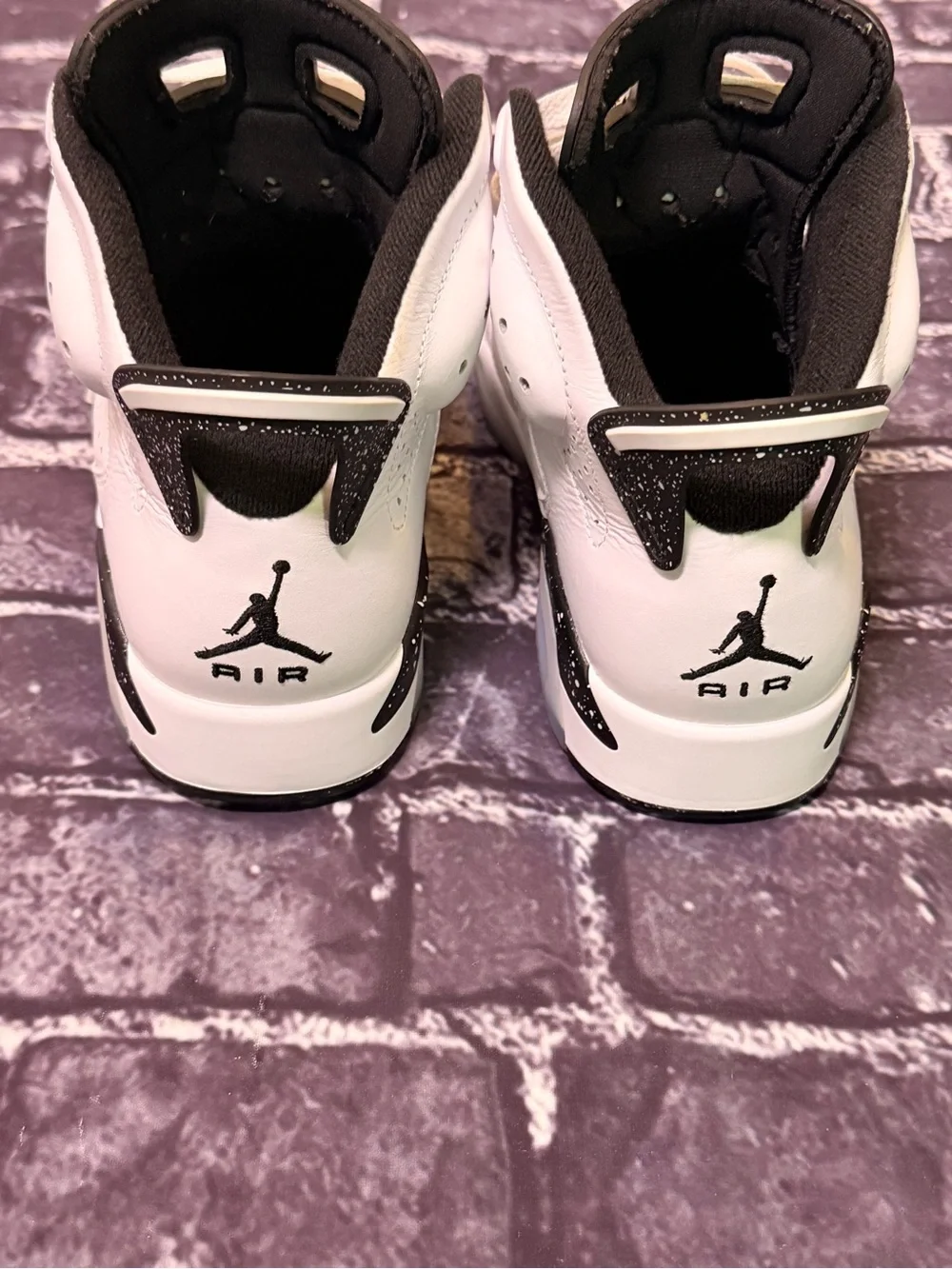 Nike air jordan retro 6 reverse Oreo sz 8.5